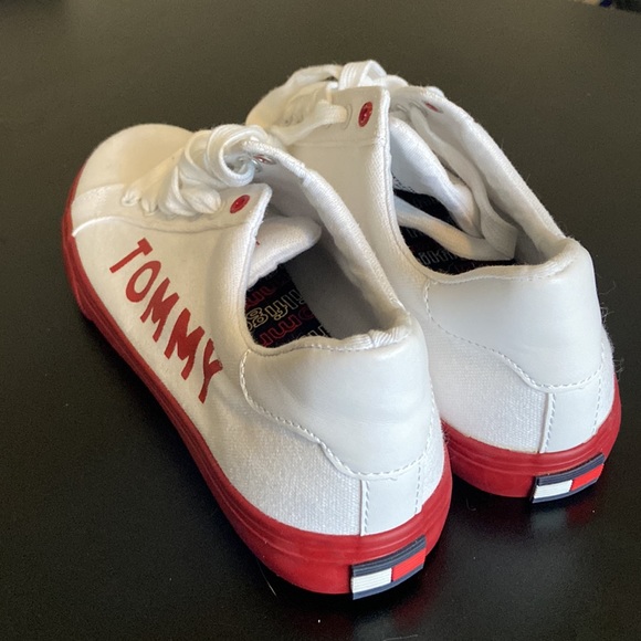 Tommy Hilfiger mens sneakers - Picture 3 of 6